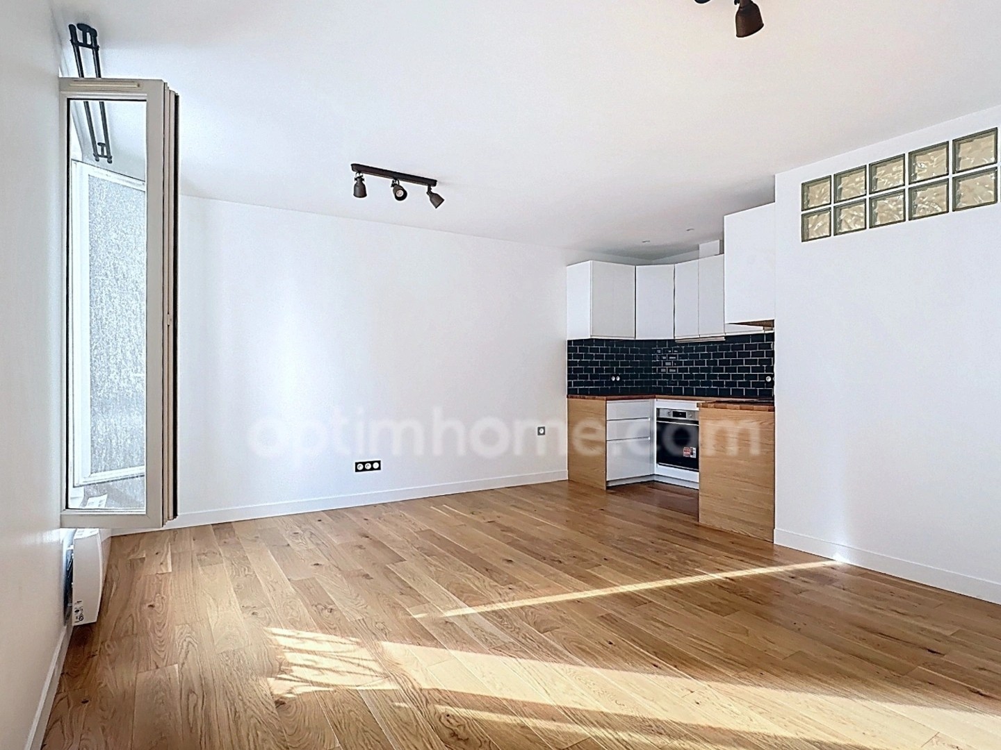 Appartement à vendre - 3 pièces - 55m2 - Paris 18e (75018)