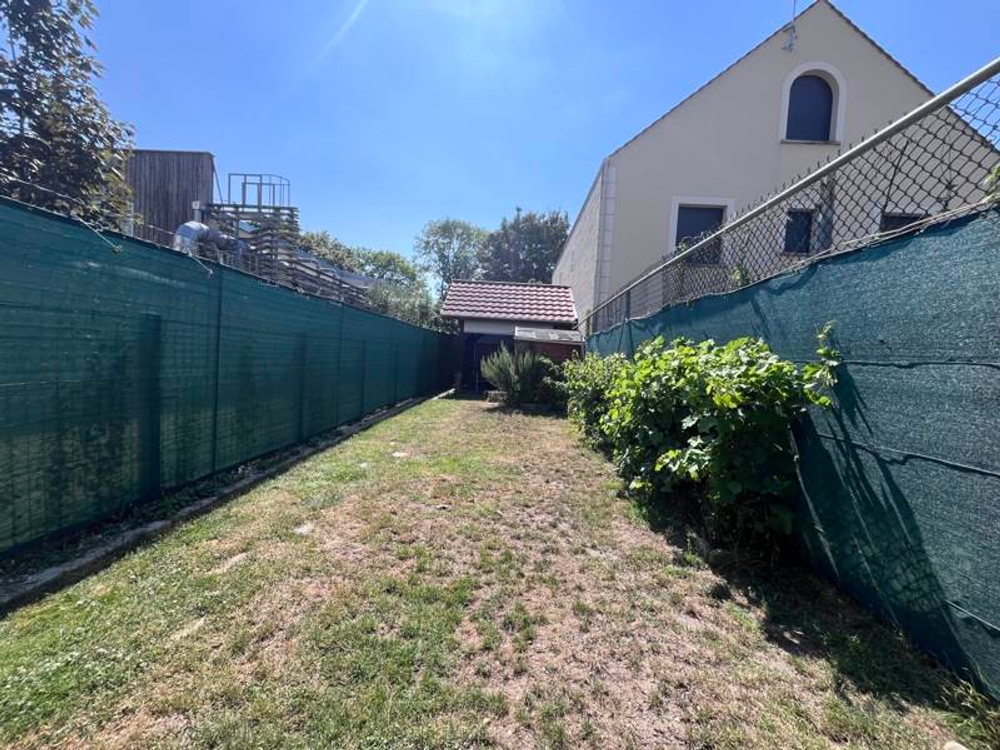 Maison à vendre - 5 pièces - 248m2 - Les Mureaux (78130)