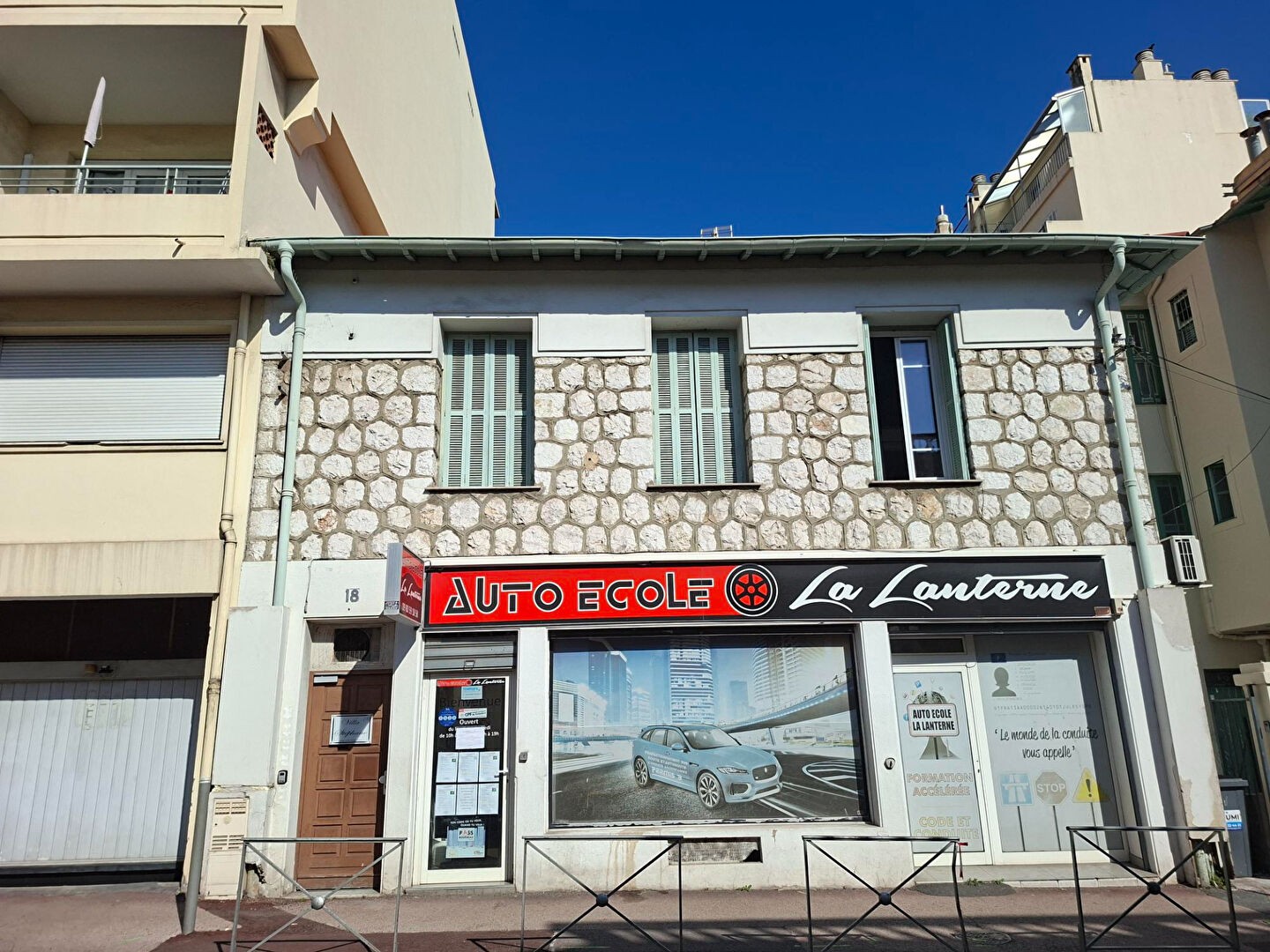 Studio 1 pièce 17 m²
