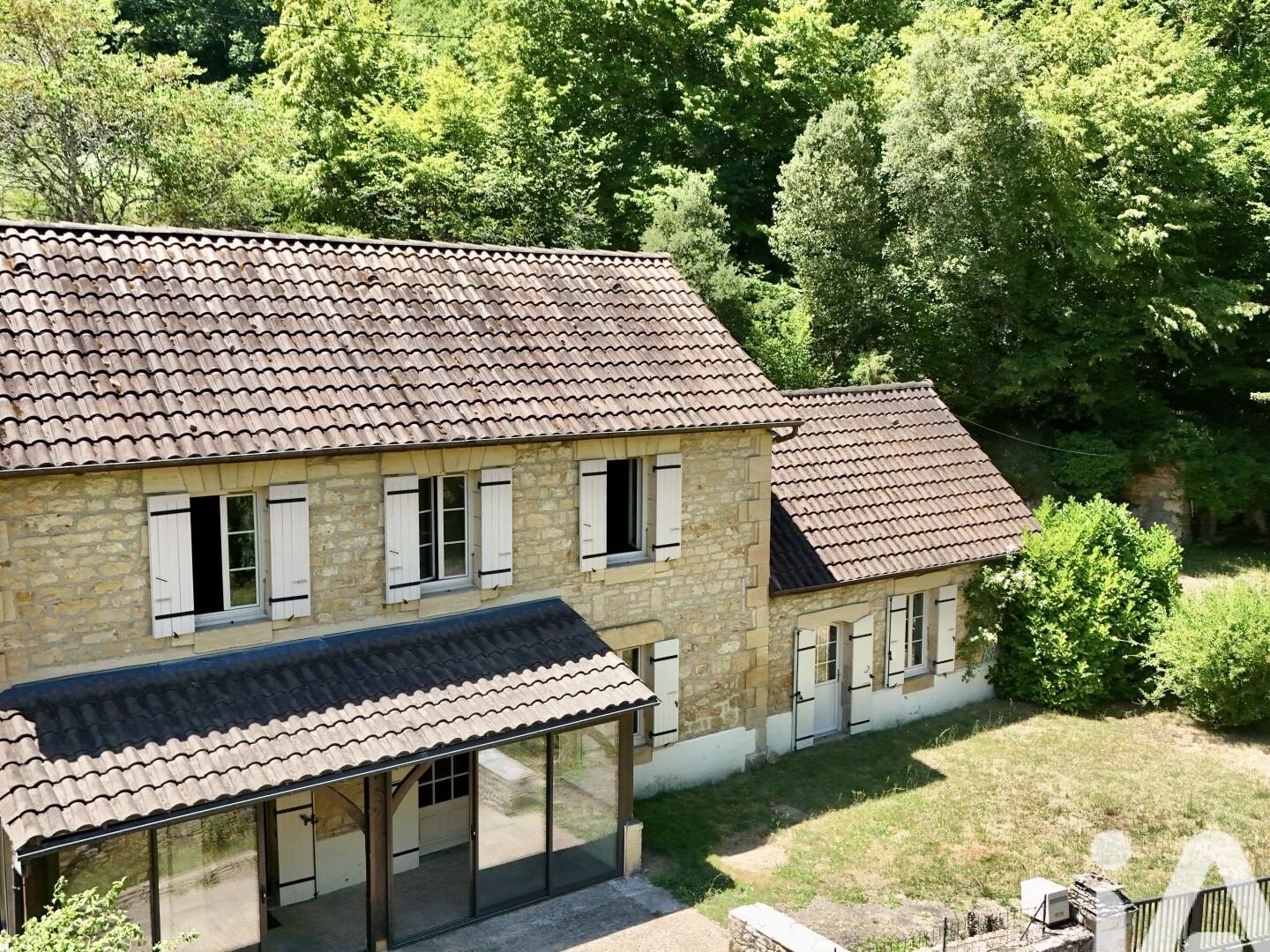 Maison à vendre - 5 pièces - 150m2 - Marquay (24620)