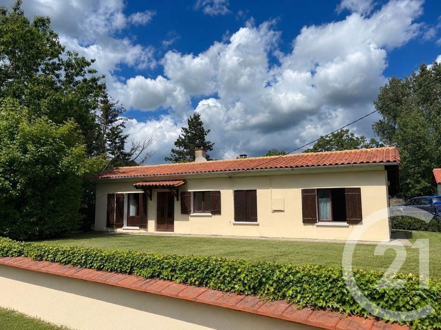 Maison 3 pièces 176 m²