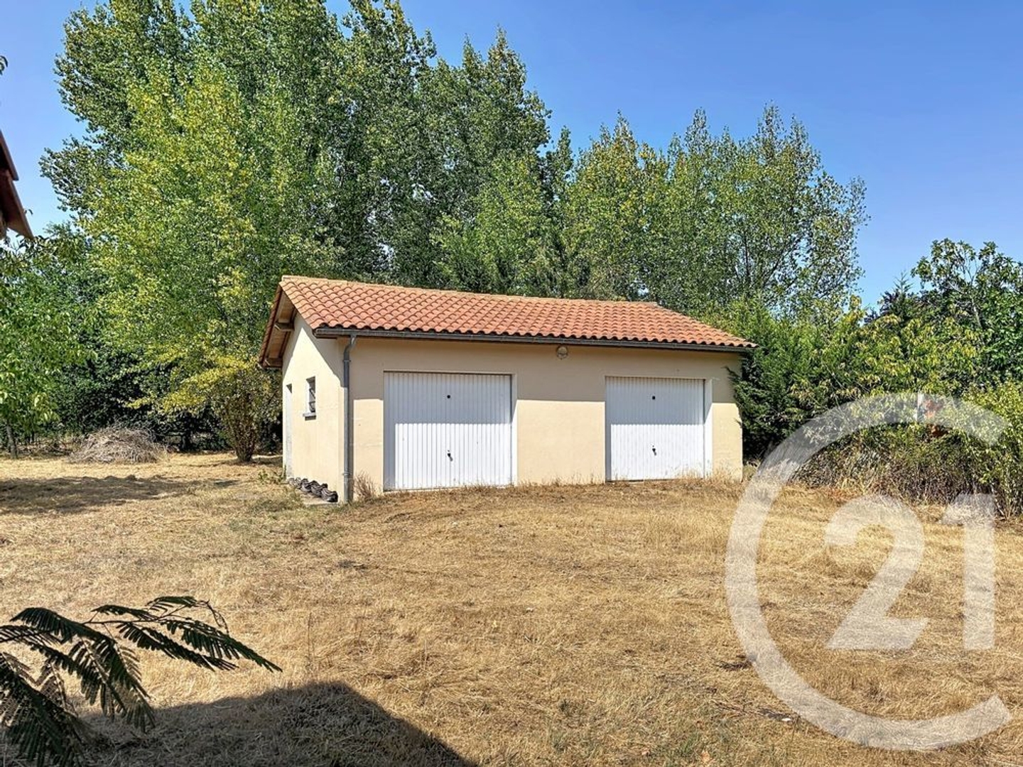 Maison à vendre - 3 pièces - 176m2 - Le Pizou (24700)