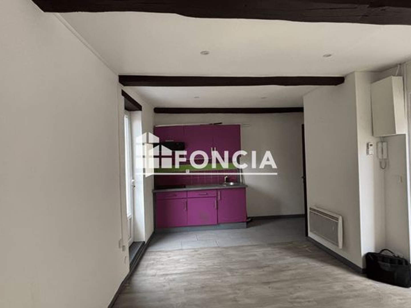 Studio 1 pièce 28 m²