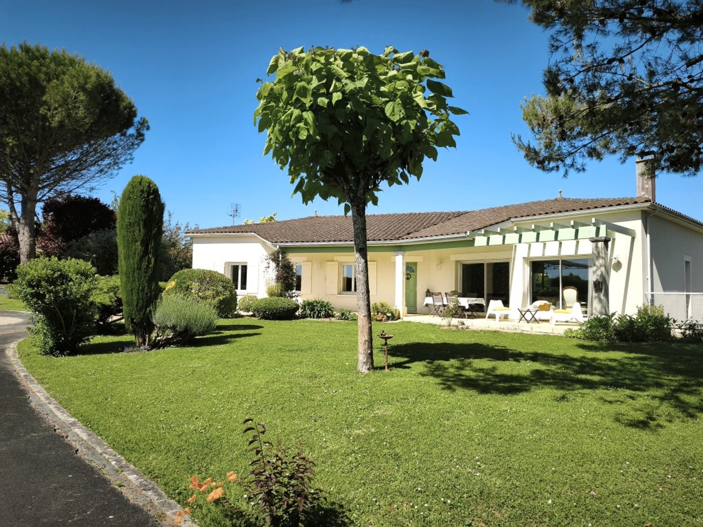 CENTRE-VILLE DE PONS