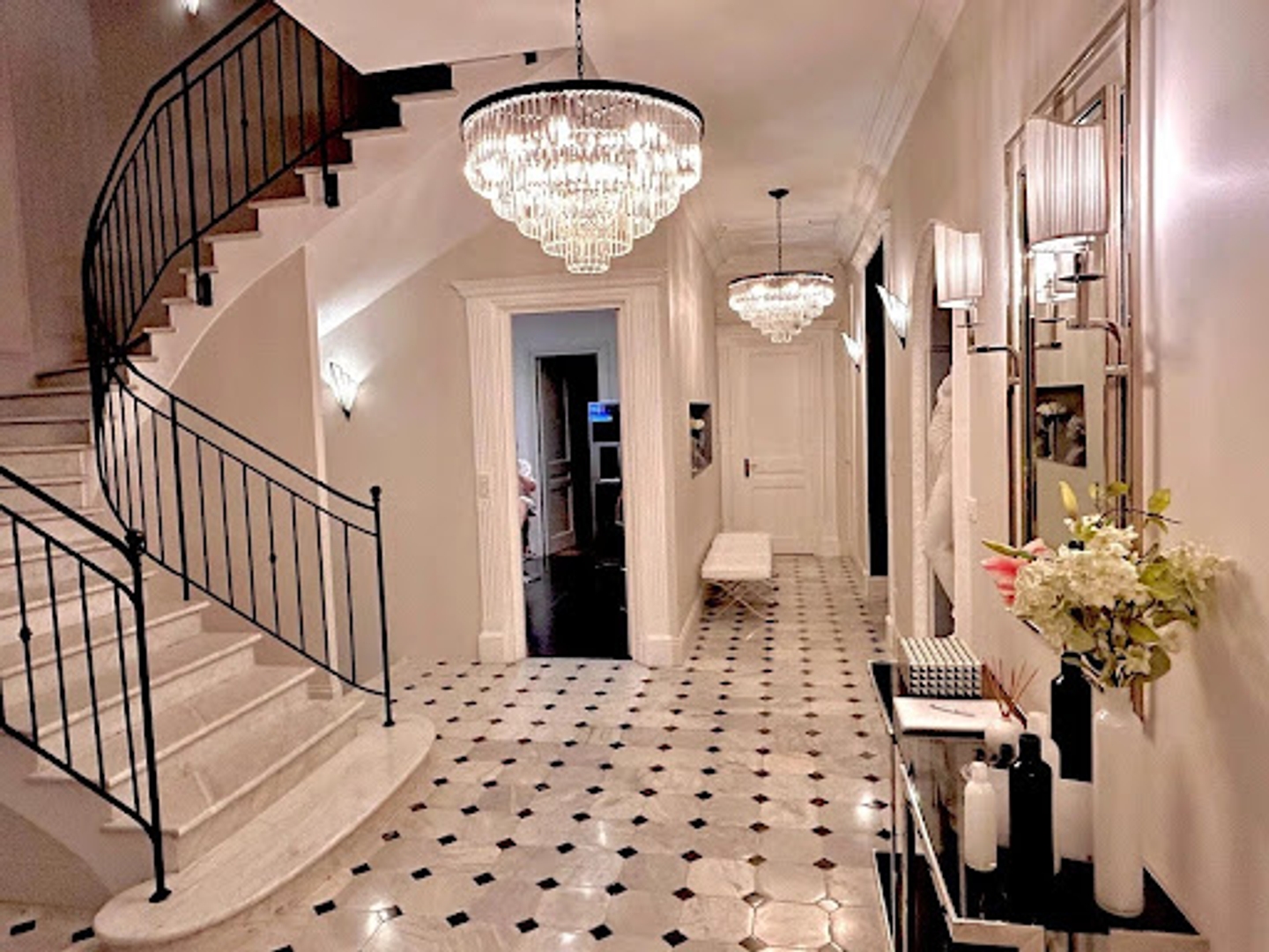 Maison à vendre - 18 pièces - 580m2 - Cannes (06400)