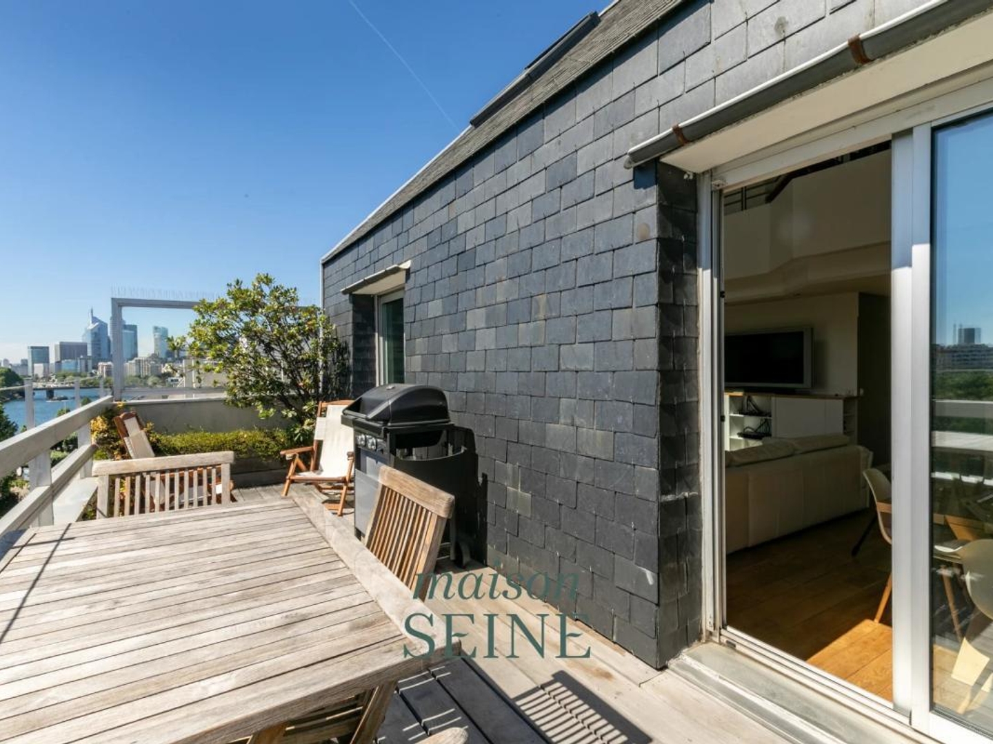 Vends duplex/triplex - 138 m² - 6 pièces, 3 chambres - Courbevoie 92400