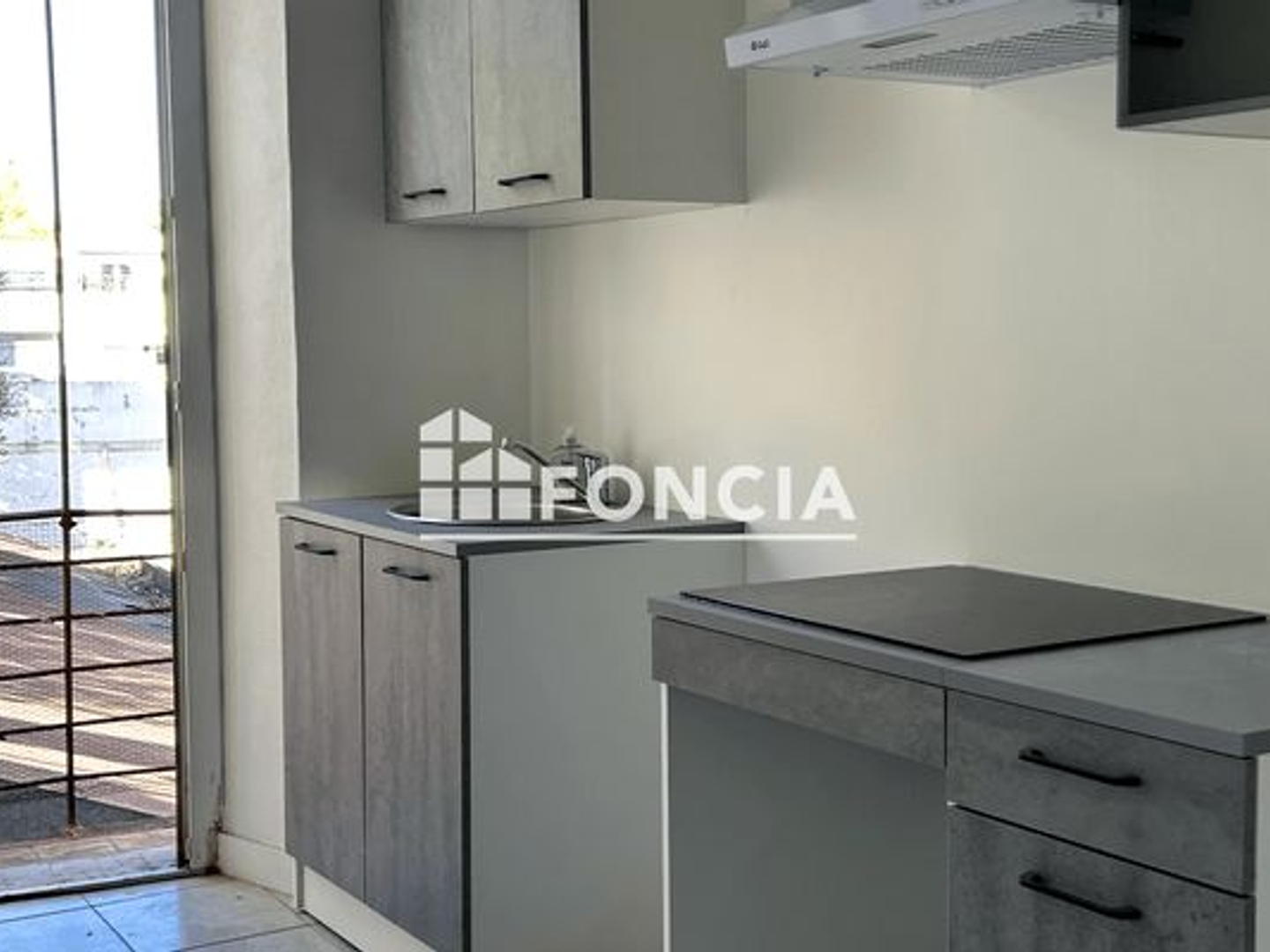 Appartement à vendre - 4 pièces - 70m2 - Marseille 15e (13015)