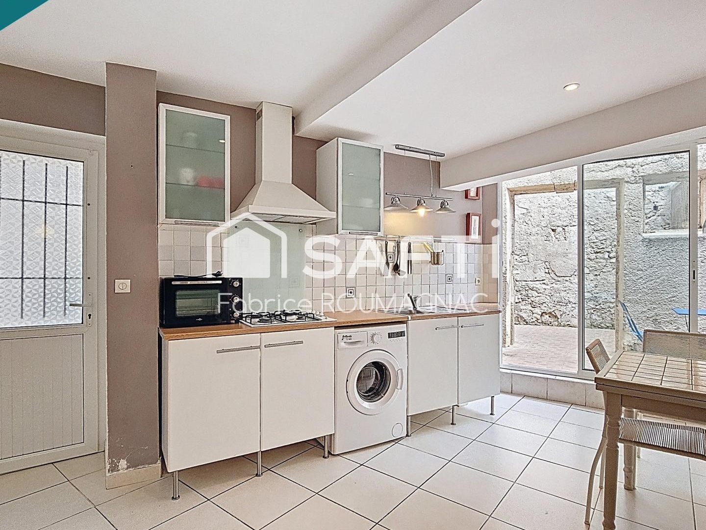 Immeuble à vendre - 75m2 - Colombiers (34440)