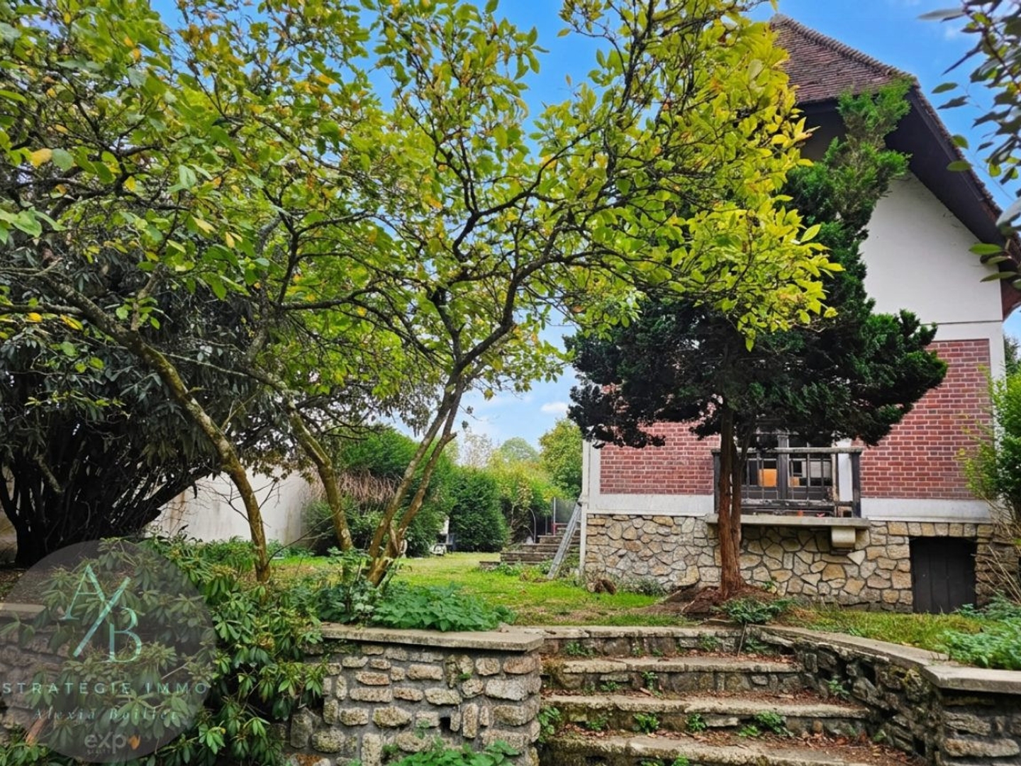 Beau potentiel et volume pour cette maison