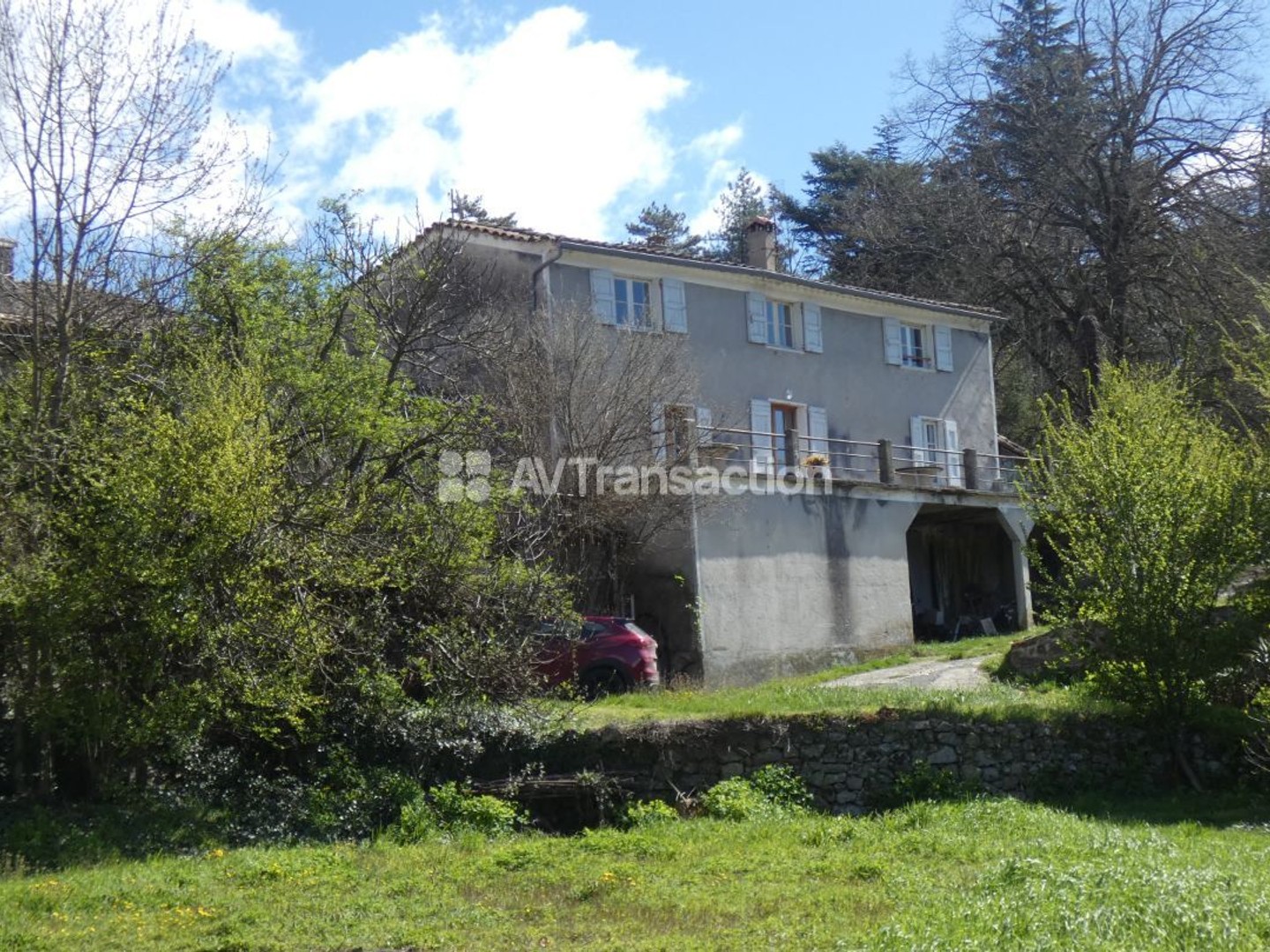 Propriété de charme sur environ 9 500 m²