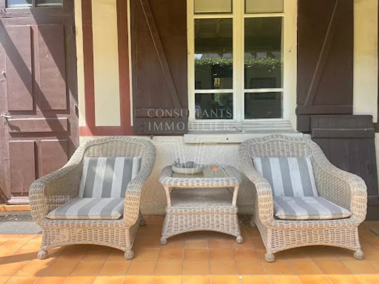 Maison à vendre - 6 pièces - 109m2 - Benerville-Sur-Mer (14910)