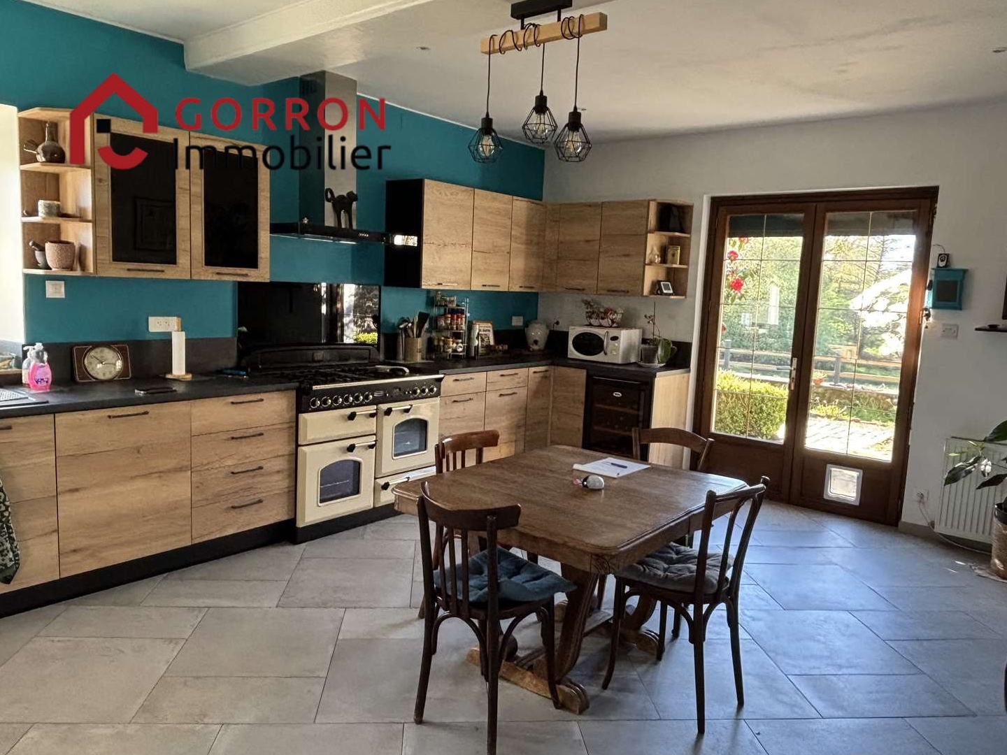 Maison à vendre - 7 pièces - 177m2 - Saint-Berthevin-L... (53220)