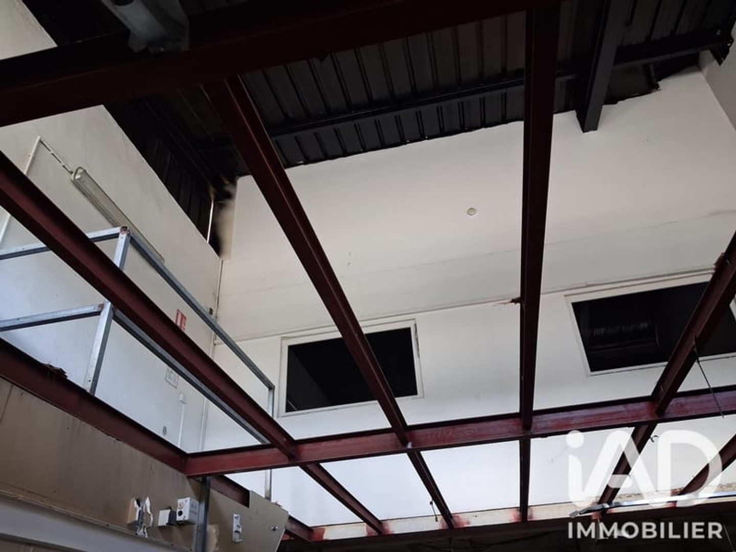 Maison à vendre - 10 pièces - 483m2 - Saint-Denis (97400)