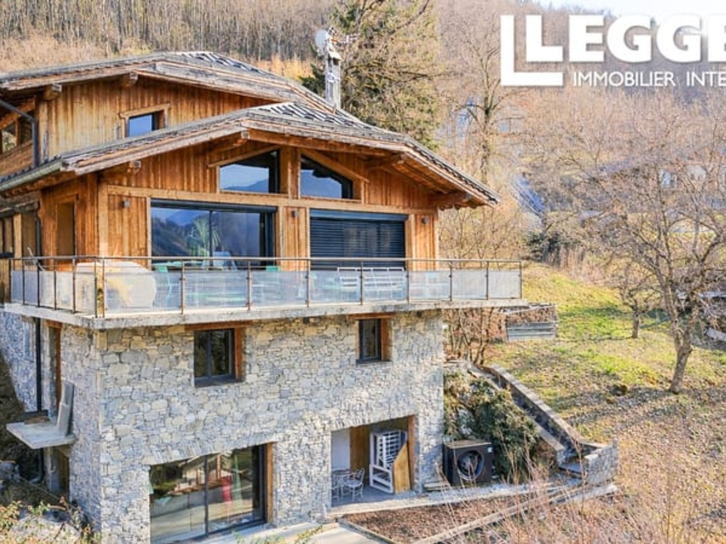 Maison moderne 4 chambres + appartement 2 chambres - Courchevel village, proche remontées Brides-les-Bains