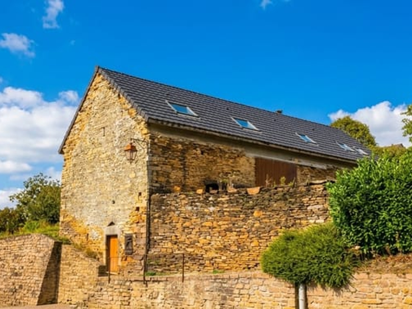 Maison 1 pièce 100 m²