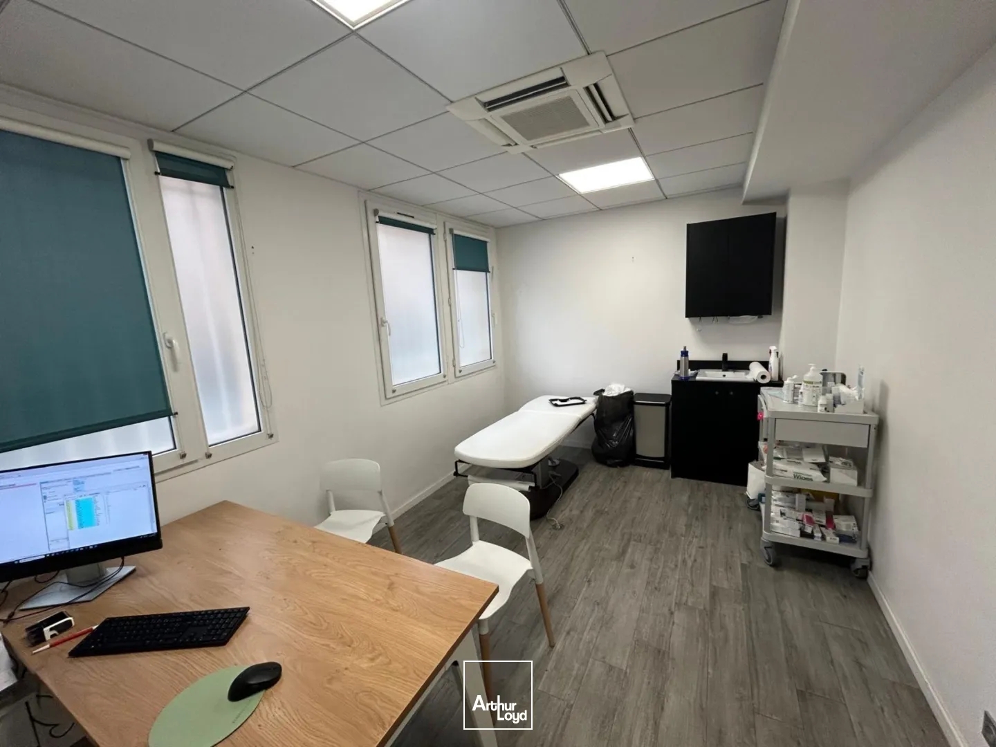 Bureaux à vendre - 295m2 - Marseille 8e (13008)