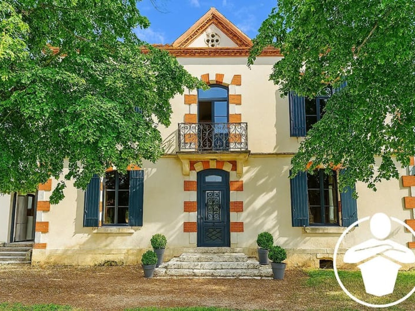 À Vendre - Maison de Maître à Casseneuil.