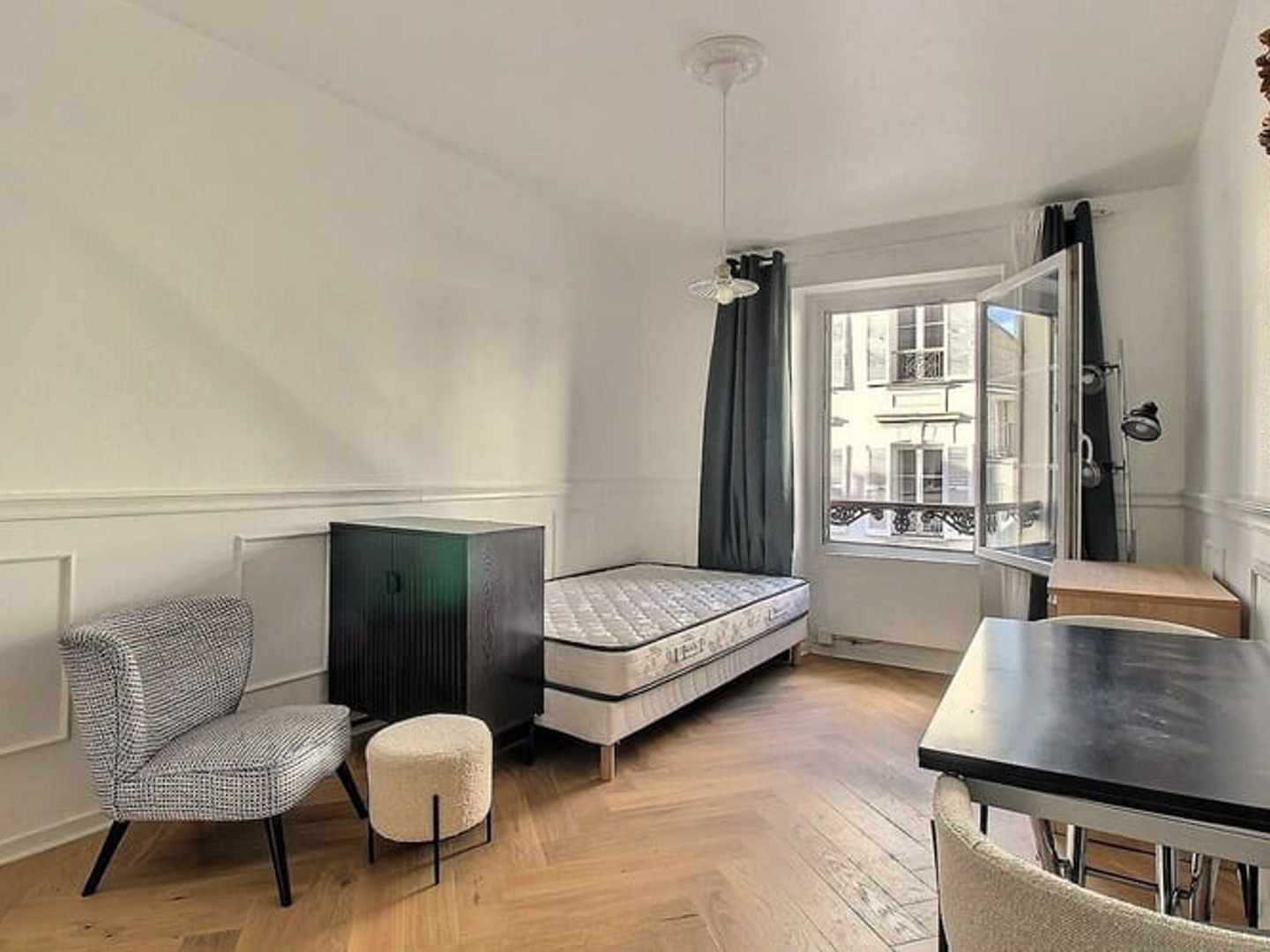 Studio 1 pièce 19 m²