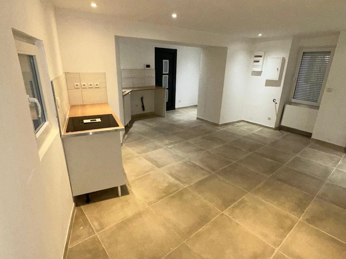 Immeuble à vendre - 15 pièces - 150m2 - Alès (30100)