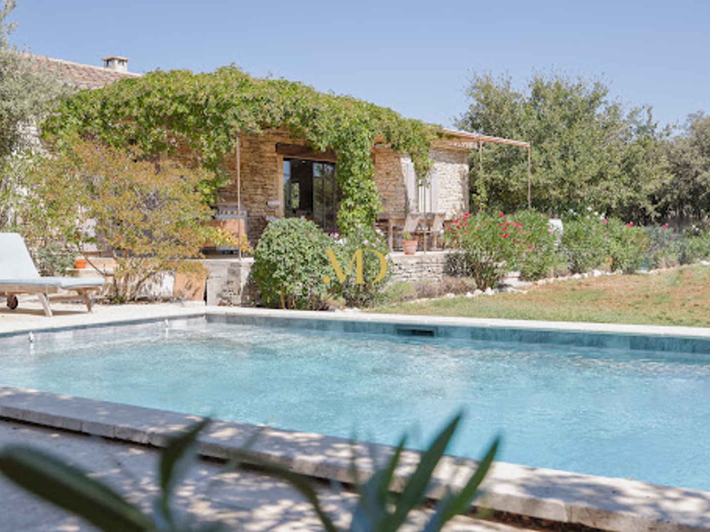 Propriété 6 pièces 183 m²
