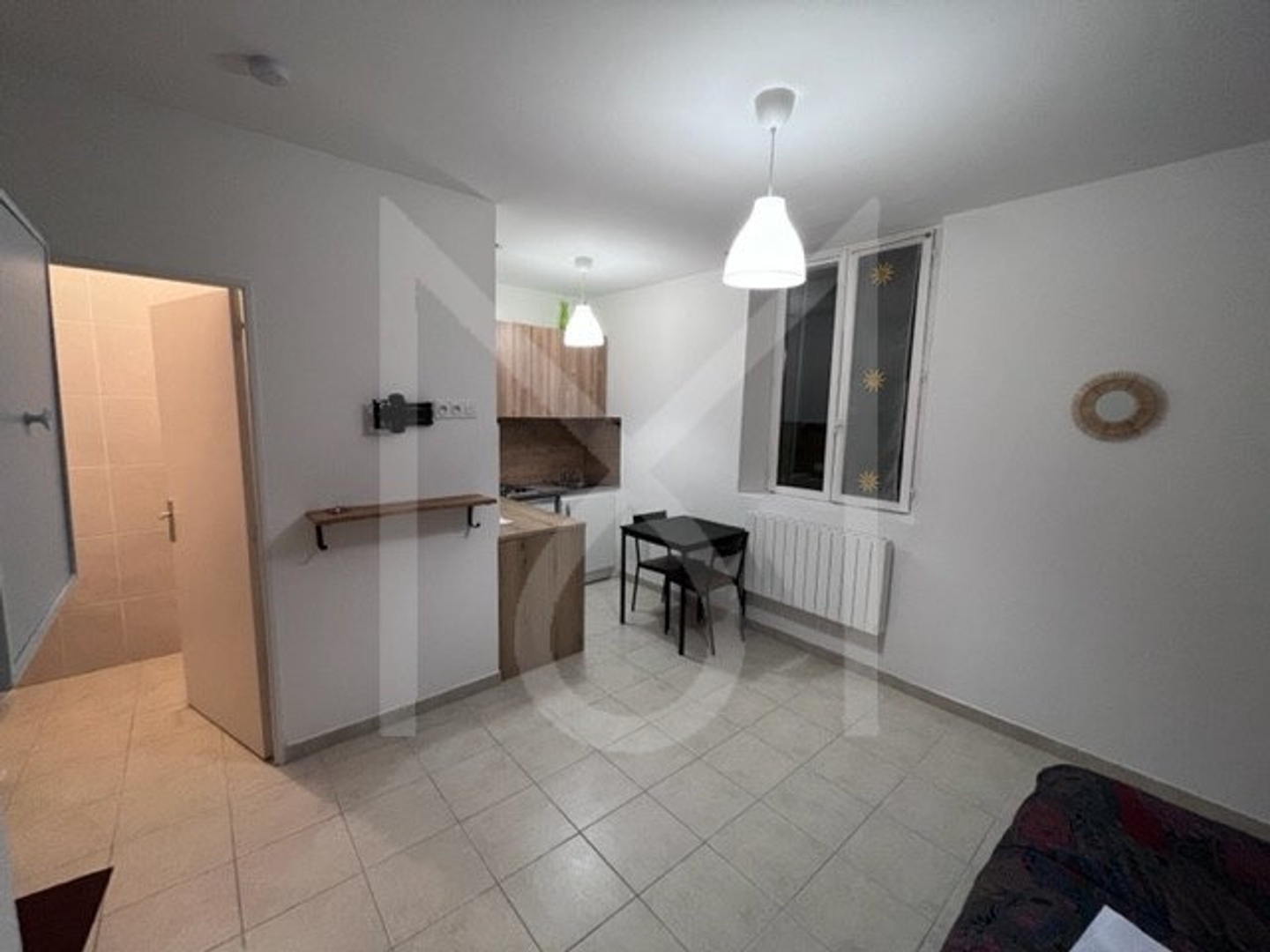 Appartement à vendre - 1 pièce - 19m2 - Pertuis (84120)