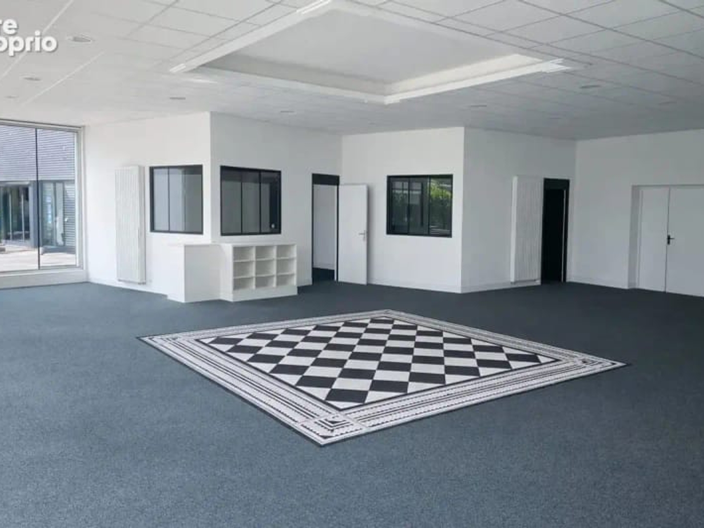 Magasin à vendre - 3 pièces - 186m2 - Vannes (56000)