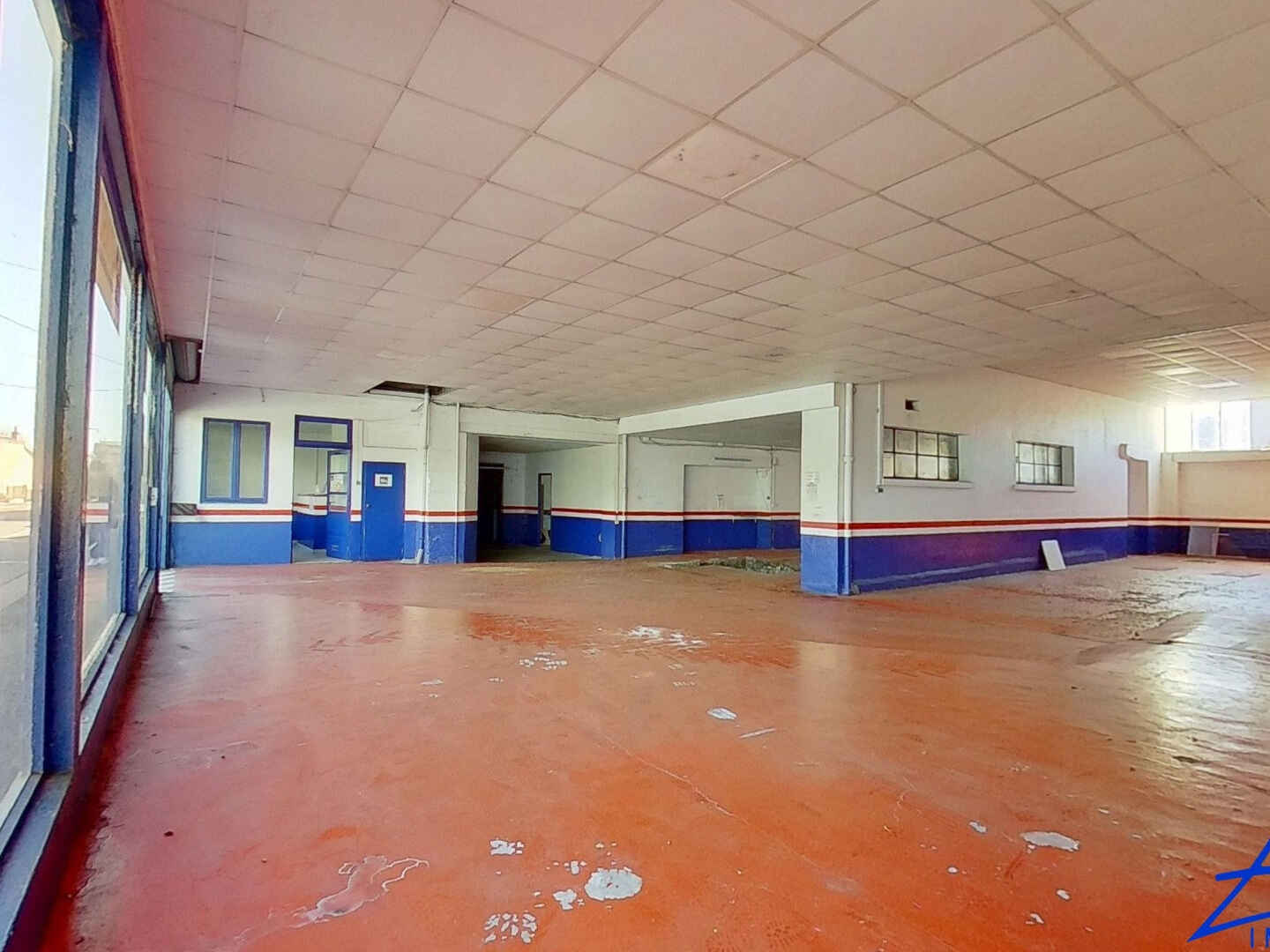 Locaux à vendre - 650m2 - Bar-Le-Duc (55000)