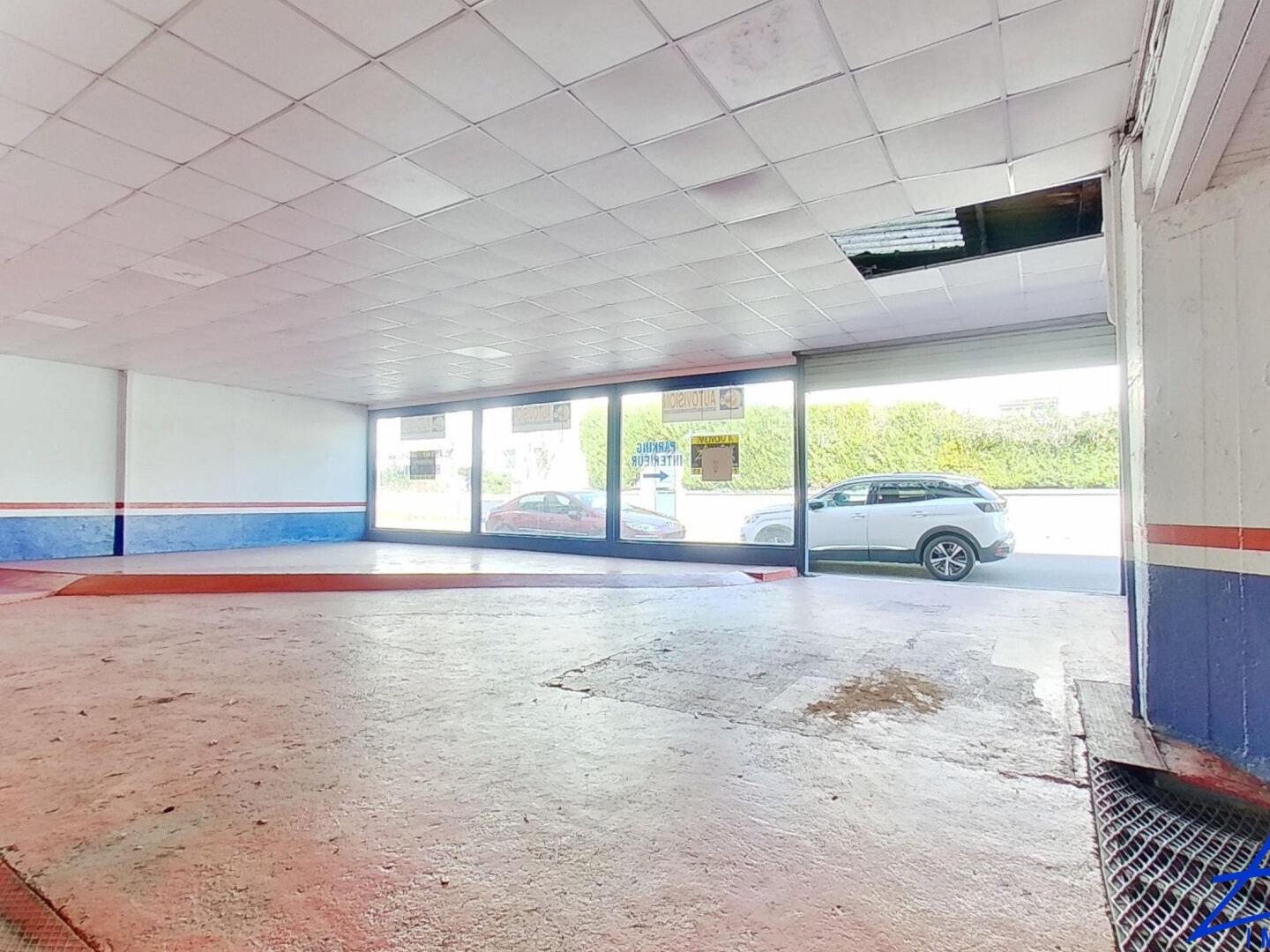 Locaux à vendre - 650m2 - Bar-Le-Duc (55000)