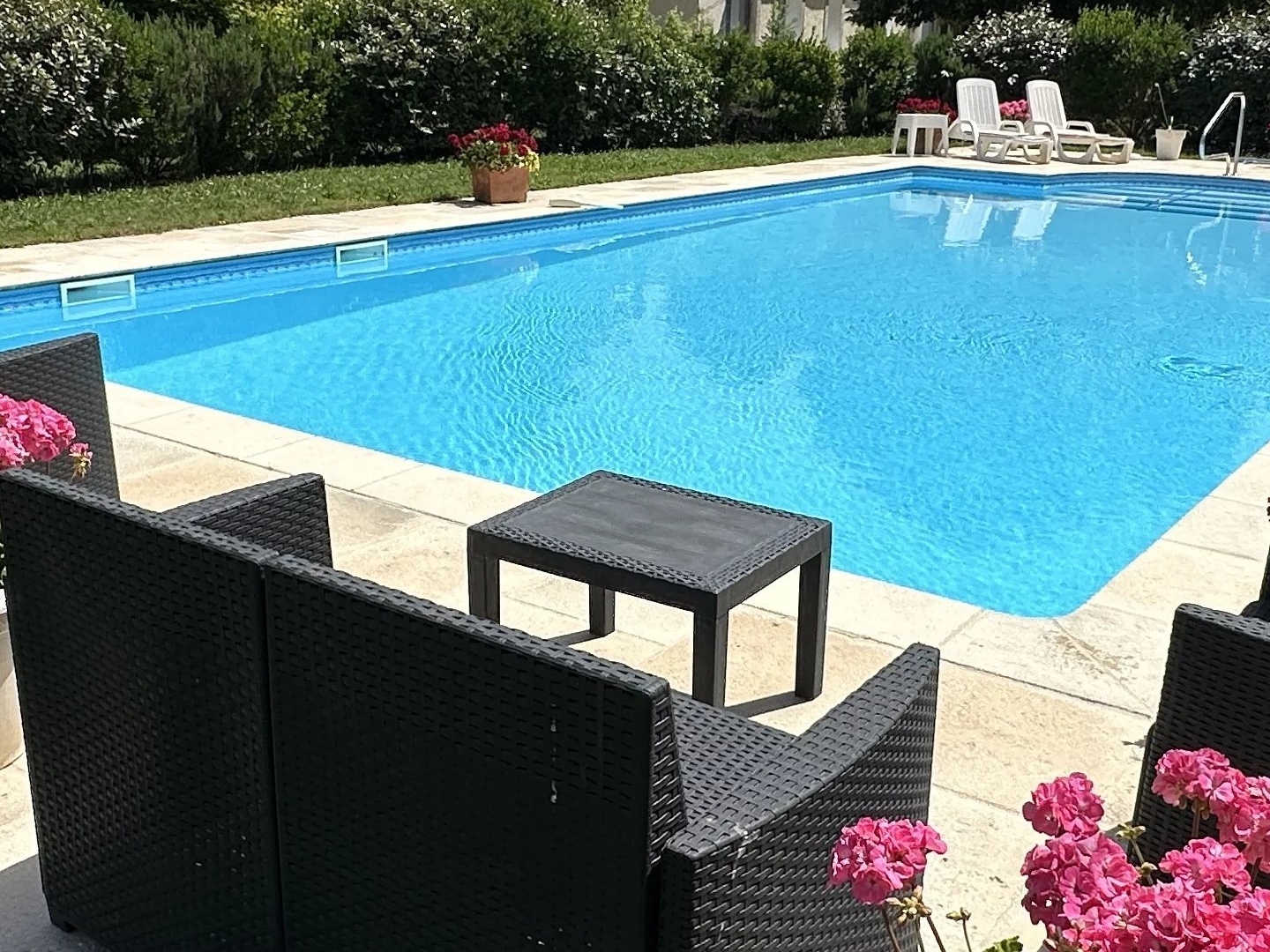 Maison à vendre - 14 pièces - 380m2 - Montcaret (24230)