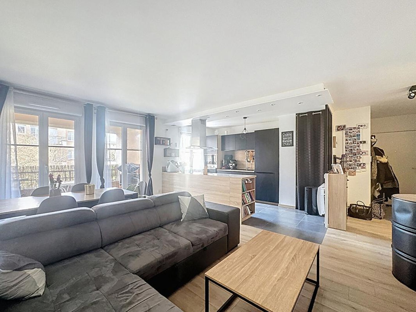 Appartement à vendre - 3 pièces - 64m2 - Élancourt (78990)