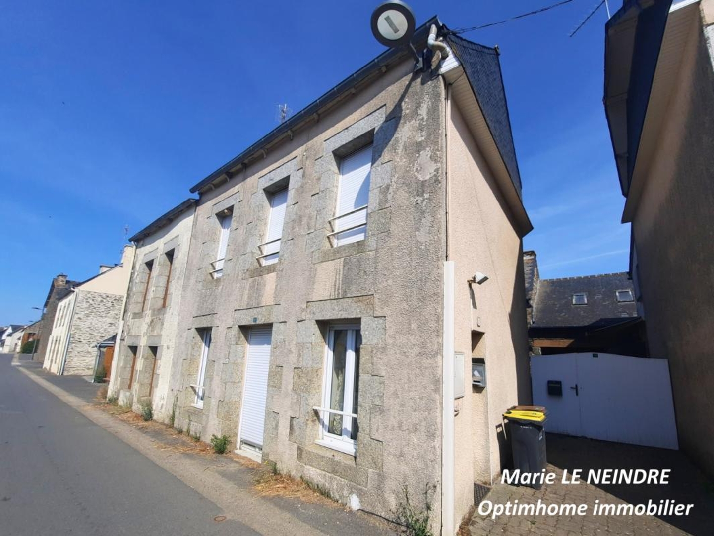 Immeuble à vendre - 10 pièces - 240m2 - Plussulien (22320)