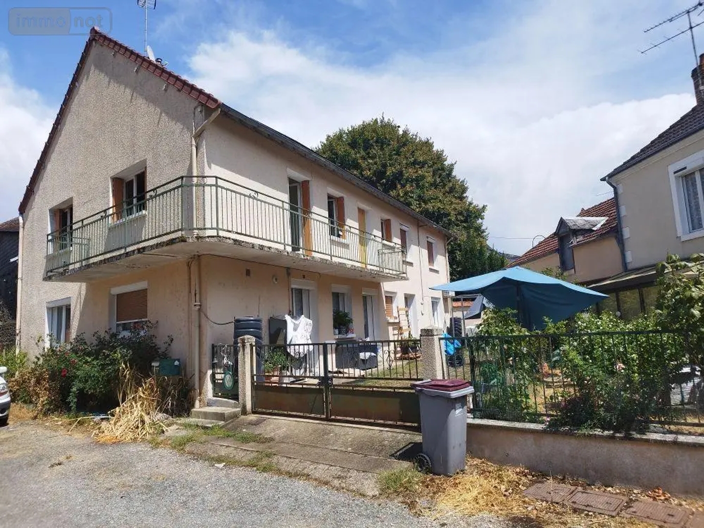 Maison 8 pièces 223 m²