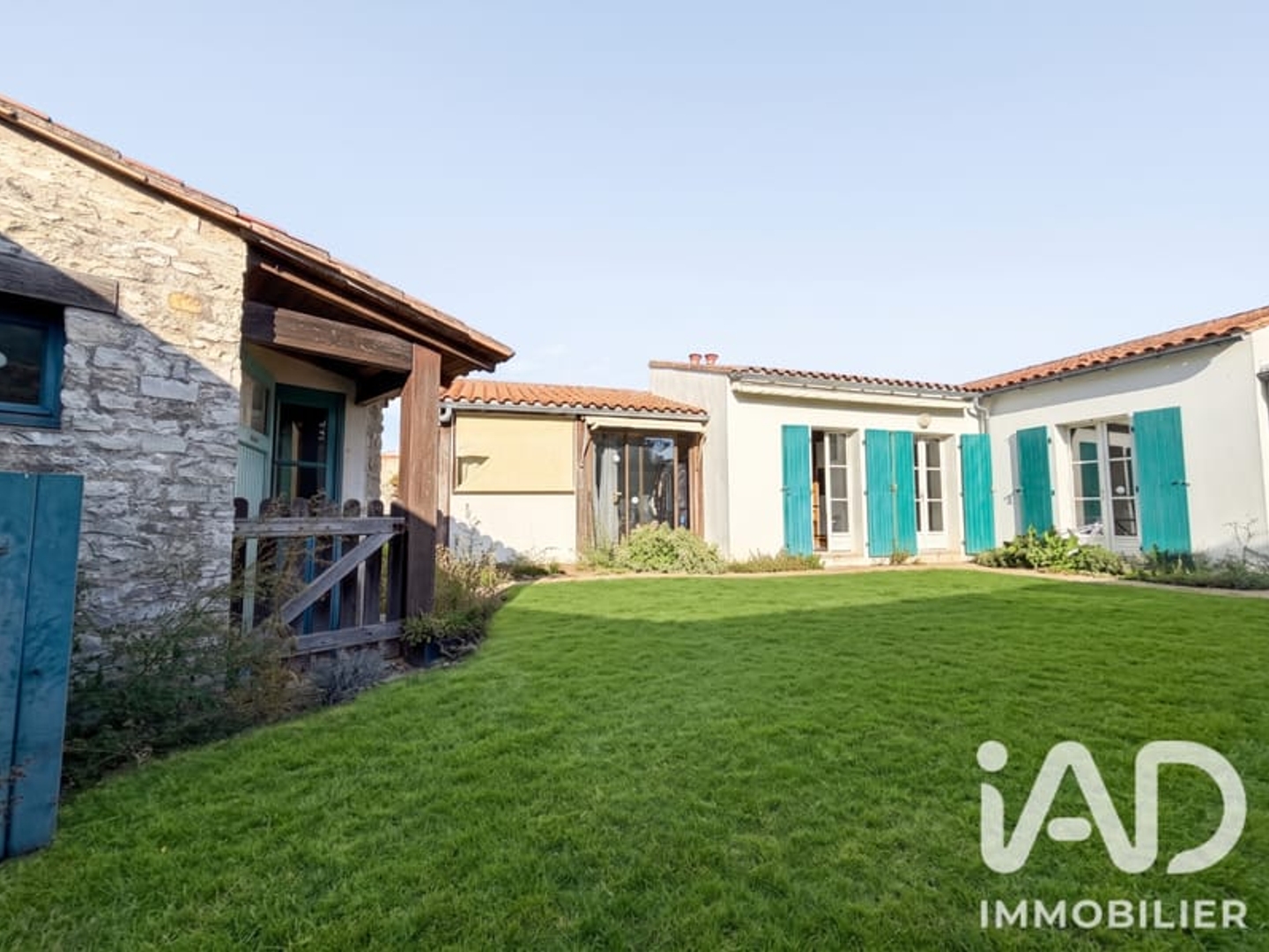 Maison à vendre - 3 pièces - 66m2 - Sainte-Marie-De-Ré (17740)