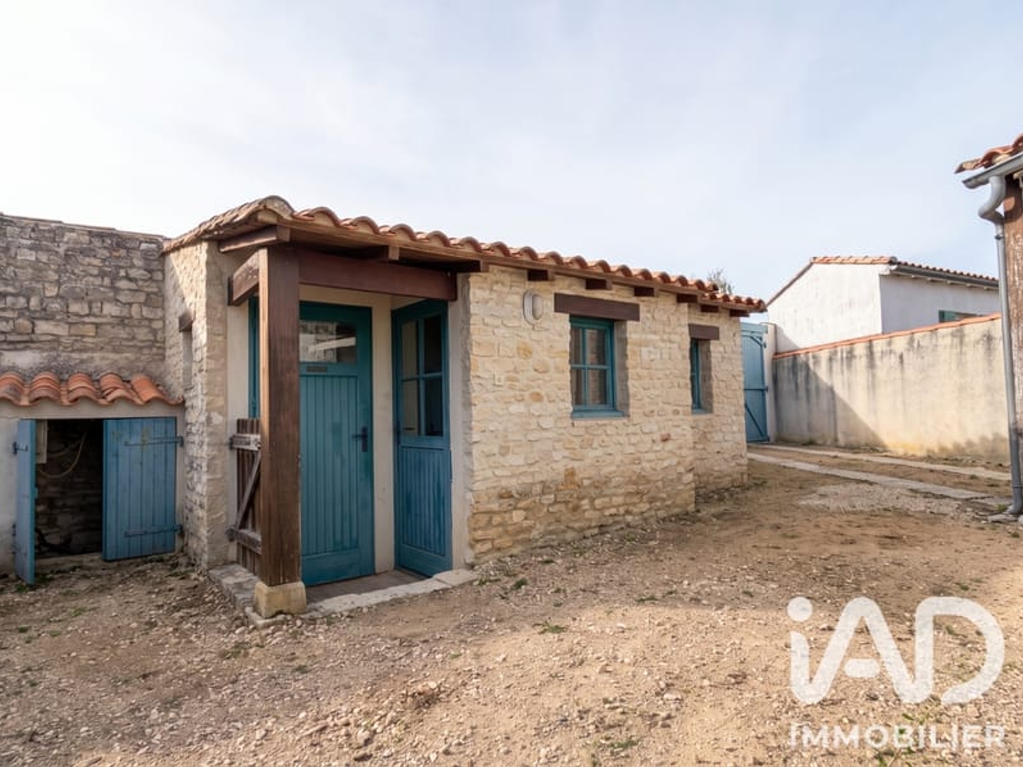 Maison à vendre - 3 pièces - 66m2 - Sainte-Marie-De-Ré (17740)