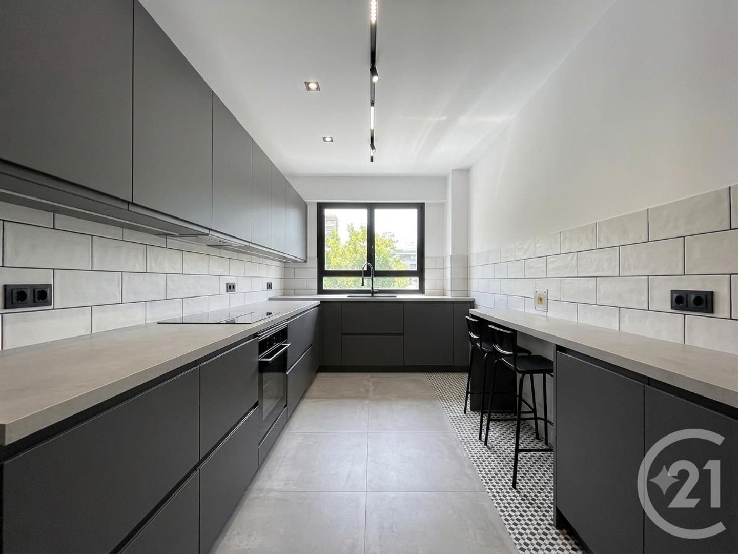 Appartement à vendre - 5 pièces - 104m2 - Maurepas (78310)