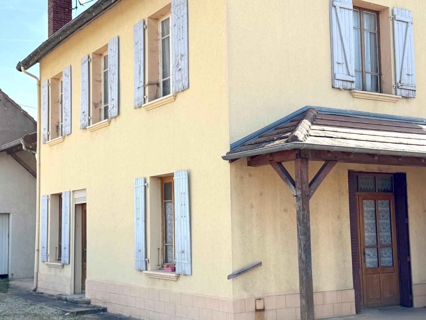 Maison à vendre - 5 pièces - 130m2 - Sagy (71580)