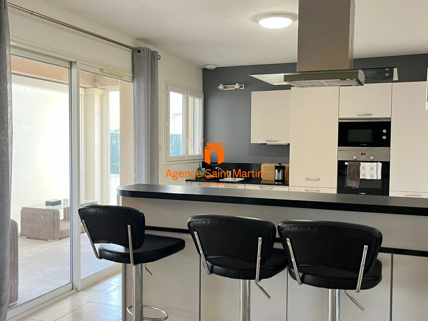 Maison à vendre - 5 pièces - 130m2 - Montélimar (26200)
