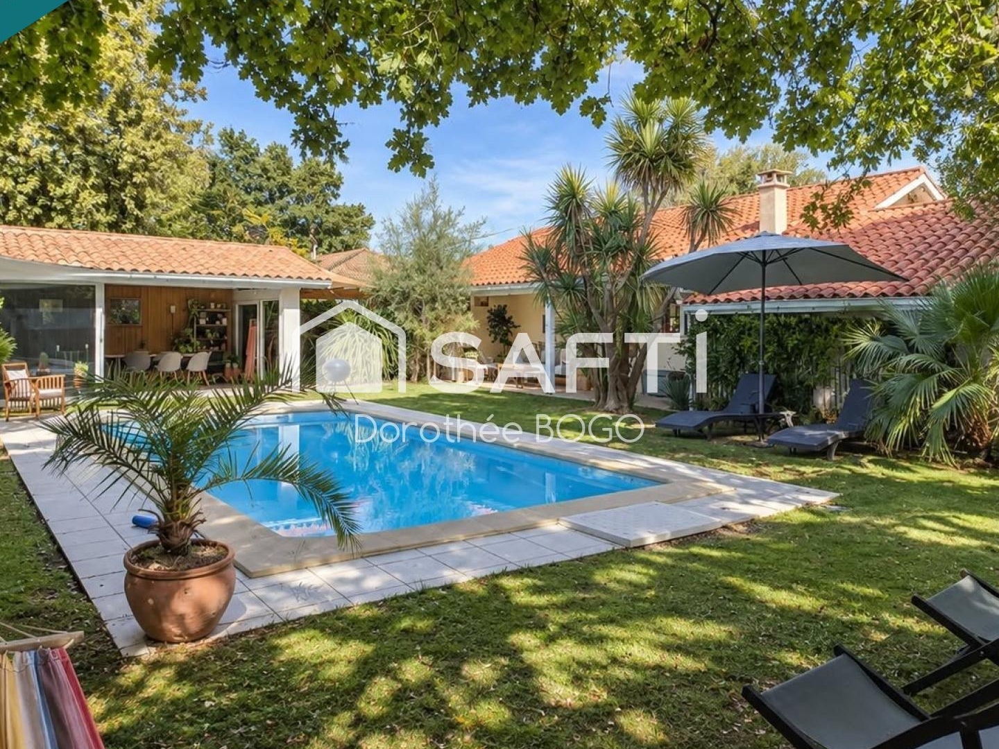 MAISON DE CHARME - PISCINE CHAUFFÉE - DÉPENDANCE AMÉNAGÉE