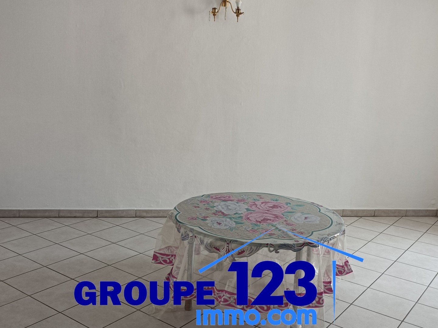 Maison à vendre - 6 pièces - 155m2 - Saint-Florentin (89600)