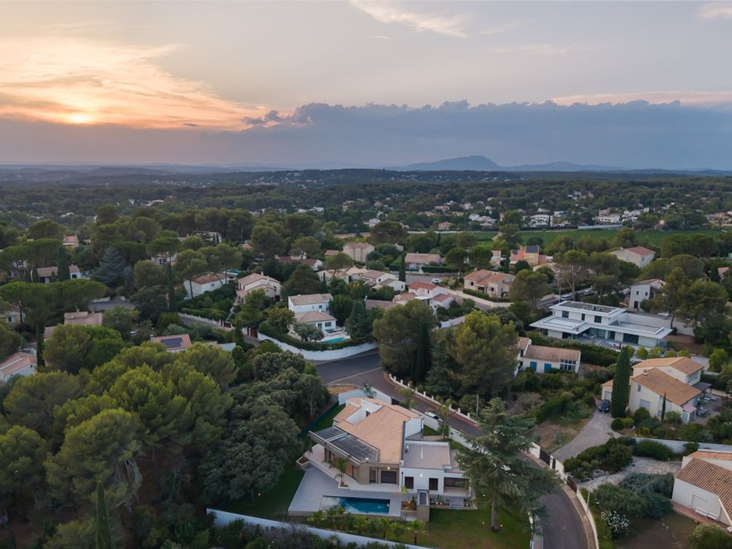 Maison à vendre - 8 pièces - 290m2 - Castelnau-Le-Lez (34170)