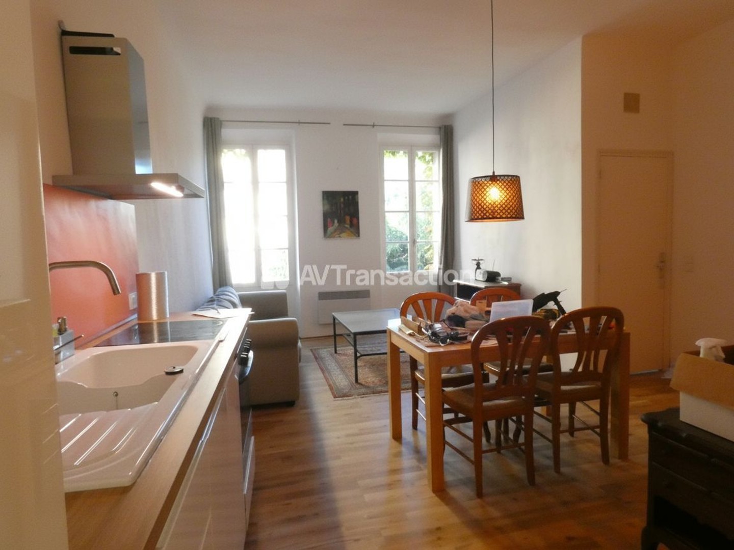 CALLAS : A louer grand studio 43m2 VIDE ou MEUBLE