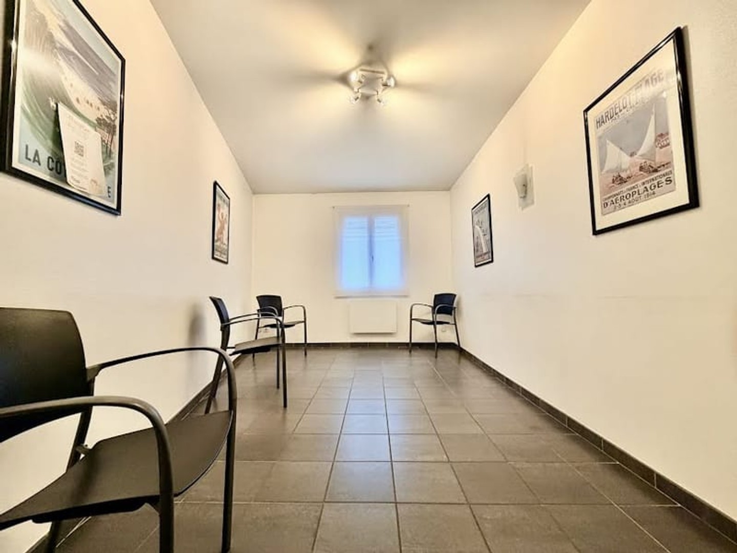 Local 5 pièces 94 m²