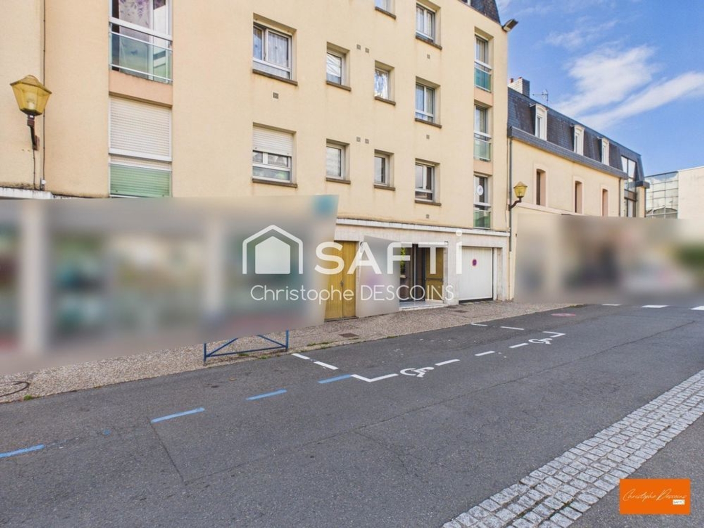 APPARTEMENT F4 DE 87 M²  MAYENNE, PLACE GAMBETTA