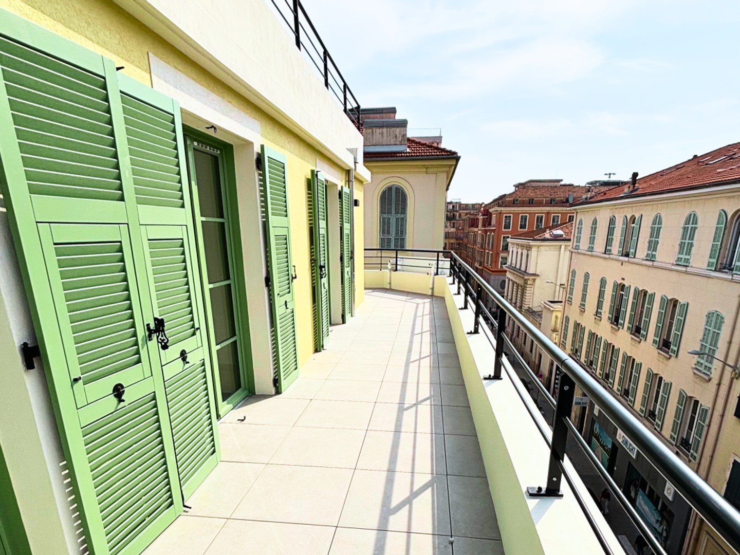 Appartement de standing au coeur de Nice - 74 m2 avec terrasse de 37 m2