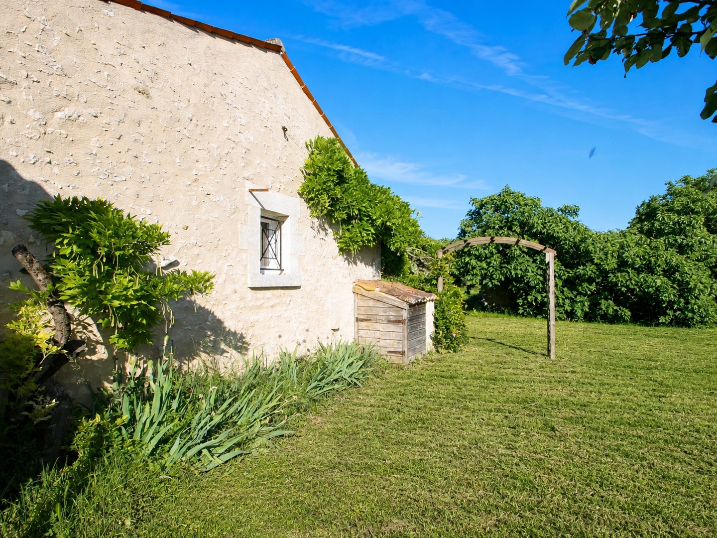 Maison à vendre - 5 pièces - 165m2 - Val-De-Cognac (16370)
