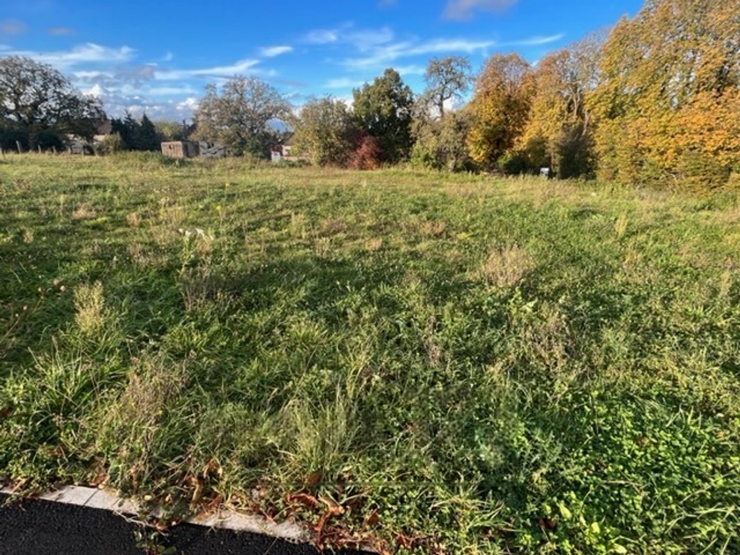 Terrain à bâtir de 638 m2