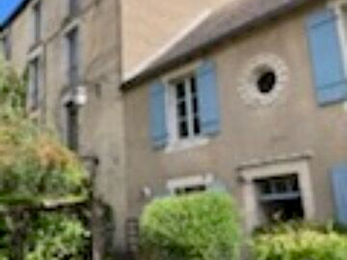 Maison à vendre - 19 pièces - 480m2 - Châteauroux (36000)