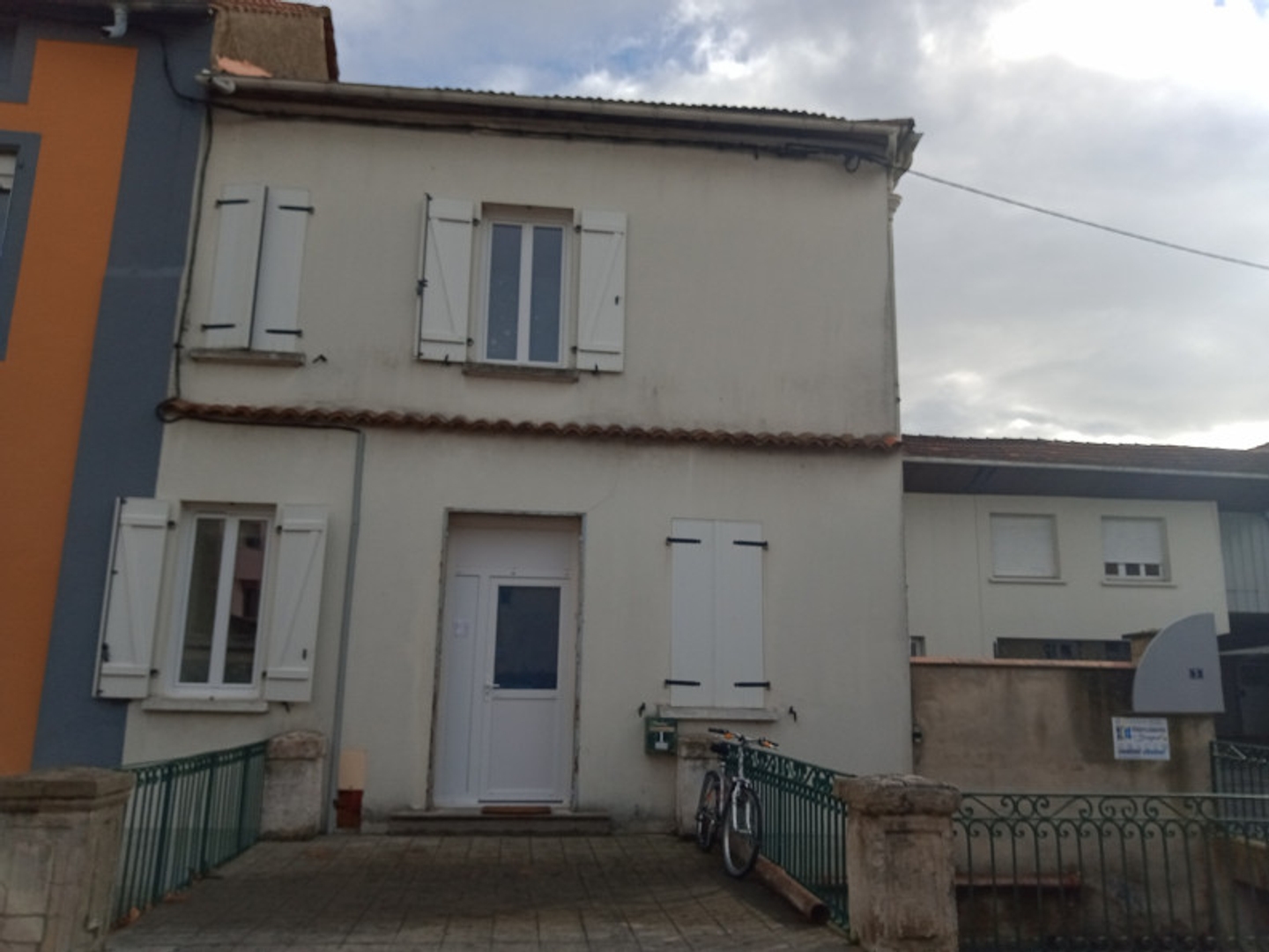 Immeuble à vendre - 270m2 - Vic-En-Bigorre (65500)