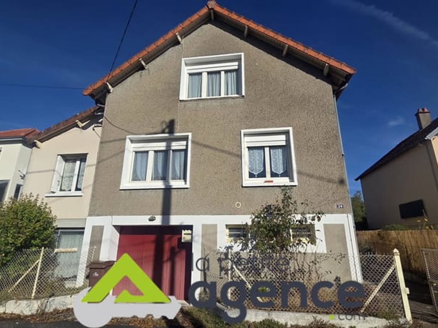 Maison à vendre - 5 pièces - 94m2 - Vierzon (18100)