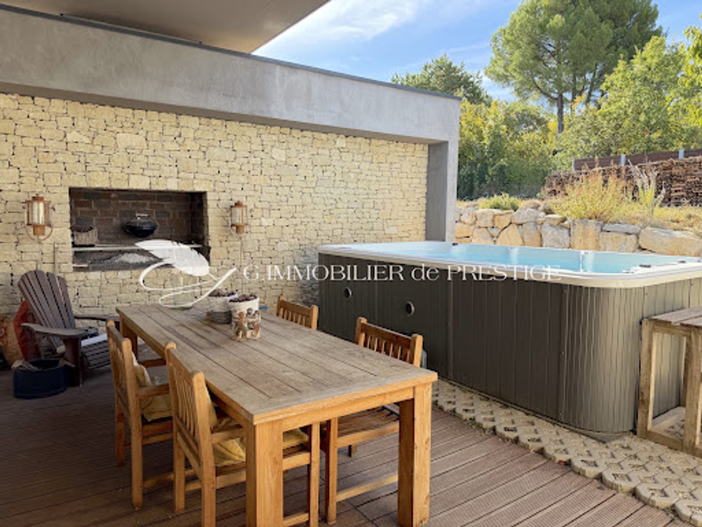 Appartement à vendre - 5 pièces - 173m2 - Villes-Sur-Auzon (84570)